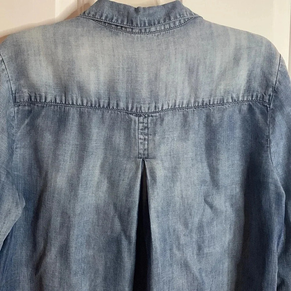 EUC BELLA DAHL womens blue sz large pullover denim shirt - Picture 9 of 12